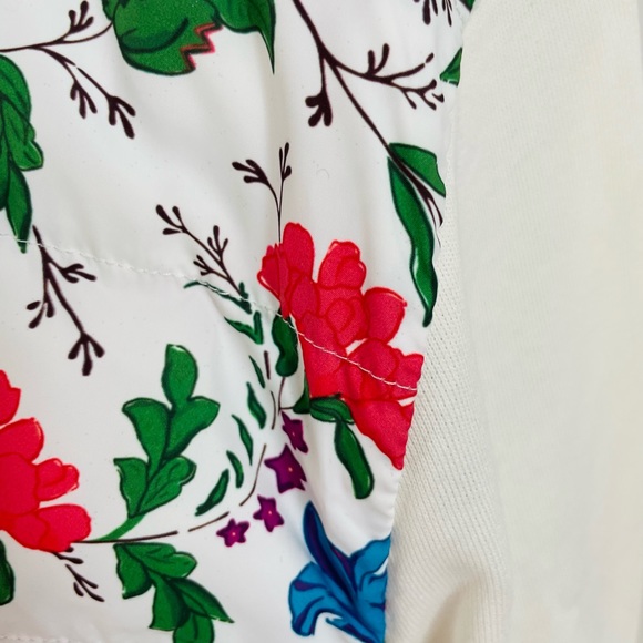 New authentic Escada set of matching jacket and pants. Soft cotton Streetwear. - Picture 5 of 15